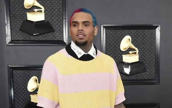 Rihannanın keçmiş sevgilisi Kris Braun Böyük Britaniyada məhkum edilib