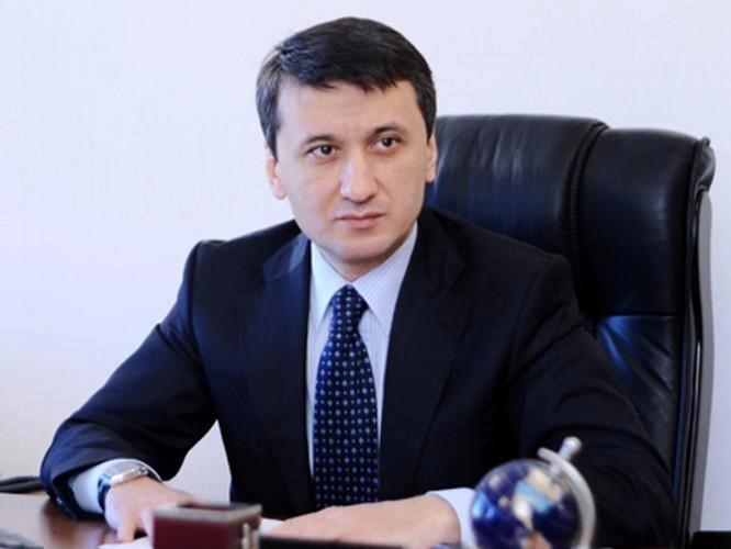 Cinayət işi açılan sabiq baş konsul, görün, kimin qardaşı imiş