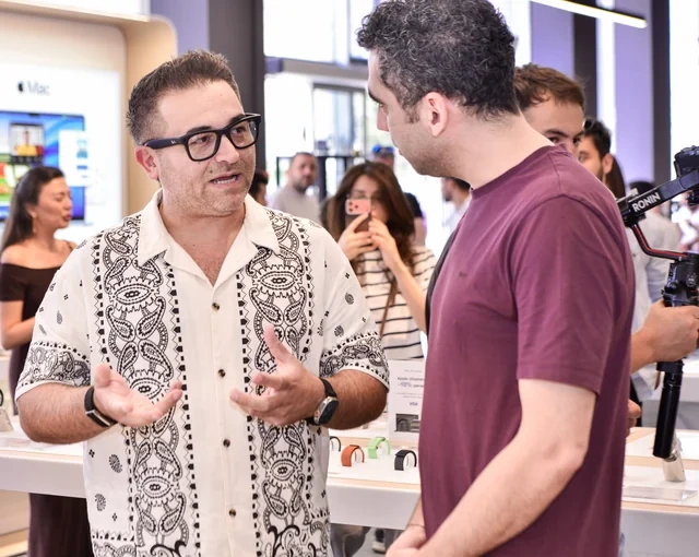 Qafqazın ilk rəsmi "Apple Shop"u "Kontakt"da fəaliyyətə başladı - "Apple" ekosistemi bir məkanda