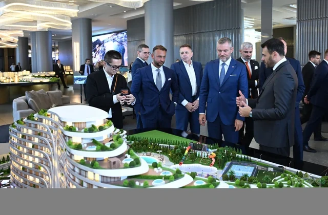 Slovakiya prezidenti "Sea Breeze"lə tanış olub - FOTO