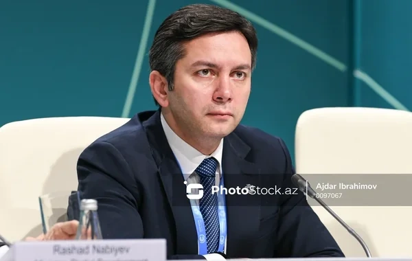 Yalçın Rəfiyev: "Mənzil məsələsi iqlim gündəliyi ilə sıx bağlıdır"