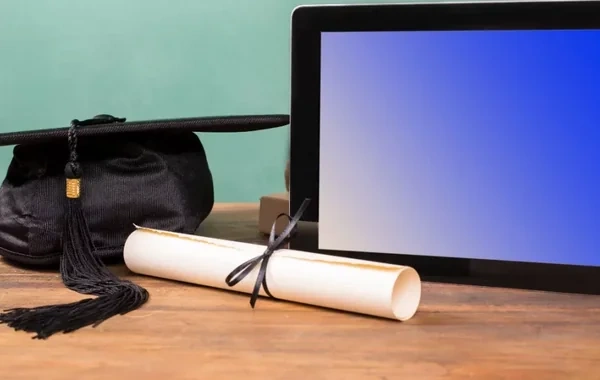 Ali təhsil pilləsində məzunlara elektron diplomların verilməsinə BAŞLANILDI