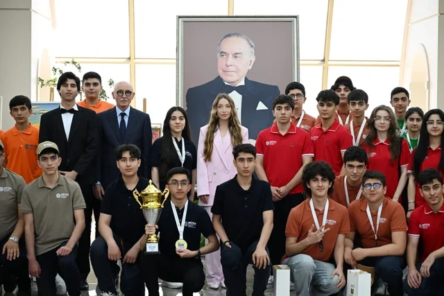 "Zəkaların mübarizəsi II" olimpiadasının final mərhələsi keçirilib - FOTO