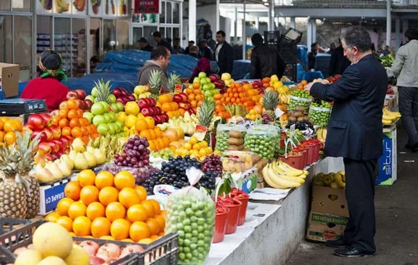Bazarlarda sanitar böhran MÜZAKİRƏ EDİLDİ - VİDEO