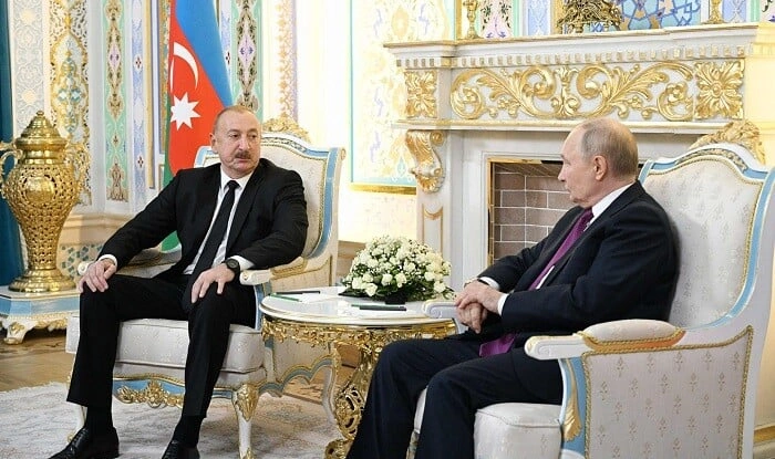 Vladimir Putin İlham Əliyevə zəng etdi