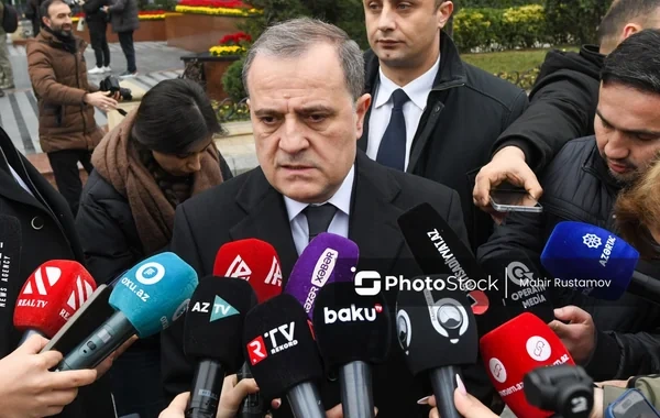Ceyhun Bayramov: "AZAL təyyarəsi məsələsi ilə bağlı mövqeyimiz birmənalıdır"