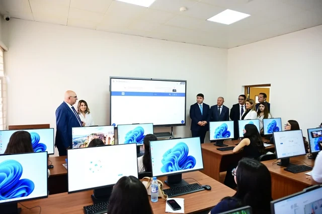 AHİK-in Əmək və Sosial Münasibətlər Akademiyasında "Bilik Günü" keçirilib