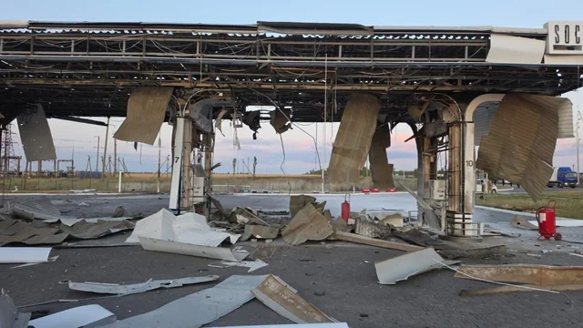 SOCAR-ın Nikolayev vilayətindəki yanacaqdoldurma məntəqəsinə dron zərbəsi endirilib - FOTO