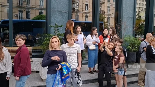 Ukraynalı uşaqların növbəti qrupu reabilitasiya üçün Azərbaycana yola salınıb