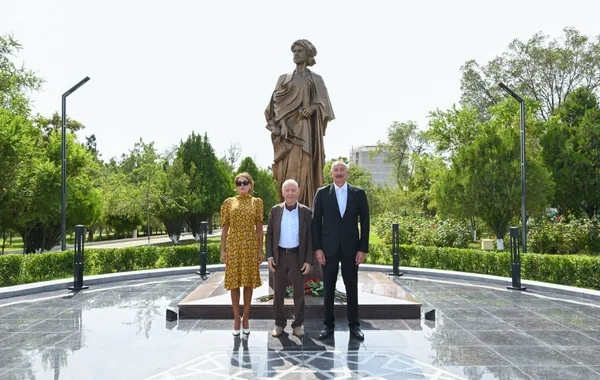 Naxçıvandakı "Əcəmi seyrangahı" istirahət kompleksində memar Əcəmi Naxçıvaninin abidəsi açılıb - FOTO