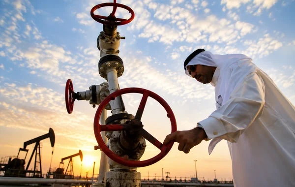 "Saudi Aramco": Dünya neft ehtiyatları təhlükəli dərəcədə azalıb