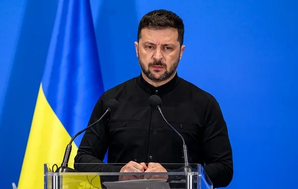 Zelenski: "Rusiyanın hərbi aerodromu vuruldu" - FOTO - VİDEO