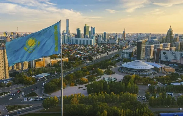 Qazaxıstan ciddi siyasi dəyişikliklərə başladı