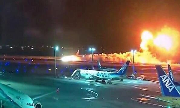ABŞ-da biznes-jet qəzaya uğradı: ölənlər var - Video