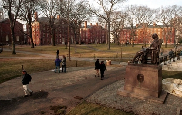 Pentaqon Harvard Universiteti ilə əlaqələrini kəsdi