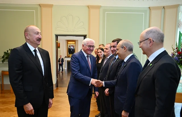 İlham Əliyevin Frank-Valter Ştaynmayer ilə geniş tərkibdə görüşü olub - FOTO