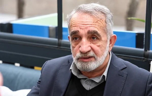 Xalq artisti Qurban İsmayılov: "Məscid üçün dinin qəbul olunmuş qaydaları var, məktəb üçün də dövlət qərar verir"