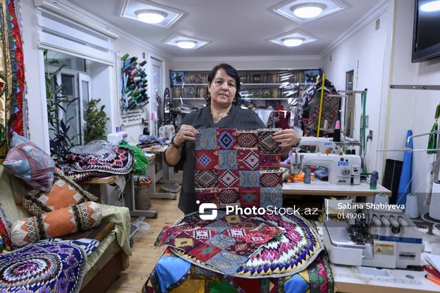 Kiçik parçalardan düzəldilən böyük əsərlər - Qurama sənətinin sirləri - FOTOREPORTAJ