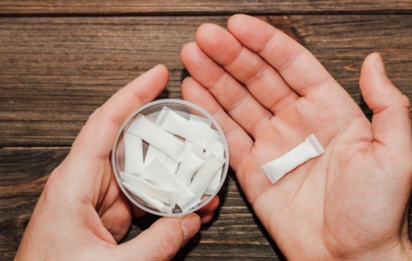 "Snus" təhlükəsi böyüyür: Məktəblilər arasında "gizli epidemiya"