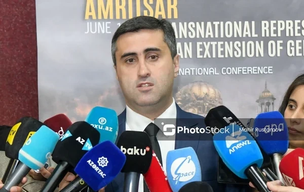 Abbas Abbasov: "Siqh icmasının təxminən beş milyon üzvü ölkəni tərk etməyə məcbur qalıb"