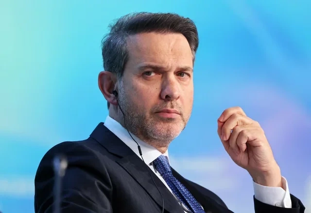 Türkiyə Rusiyadan dizel yanacağı almağa hazırlaşır: ABŞ ilə razılaşmanın detalları - Foto