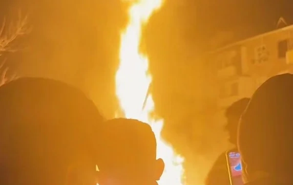 Sumqayıtda bayram tonqalı partlayışa səbəb oldu, 10 nəfər xəsarət aldı