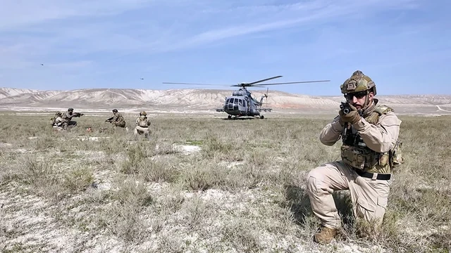 "Şahinlərin Görüşü-2026": "Qəzaya uğrayan" pilot xilas edildi - Foto