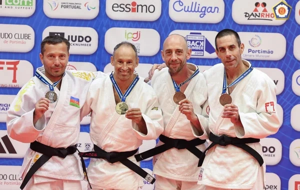 Azərbaycanın veteran cüdoçuları Avropa çempionatında daha iki medal qazanıblar - Foto