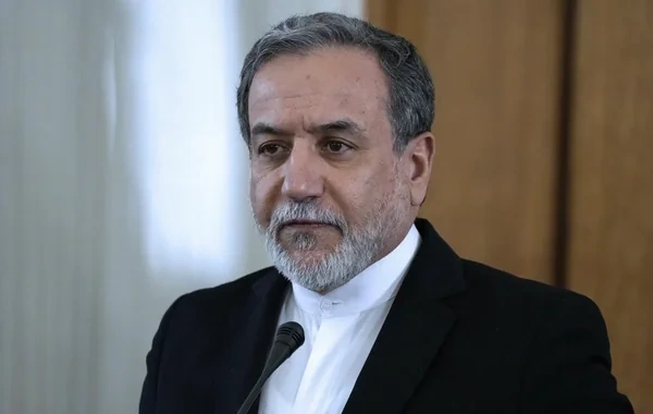 Abbas Əraqçı ABŞ-ni vədlərinə əməl etməməkdə ittiham edib
