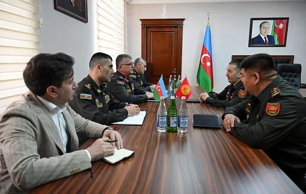 Azərbaycanla Qırğızıstan arasında hərbi təhlükəsizlik məsələləri müzakirə edilib