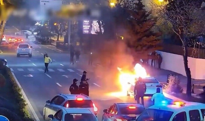 Bakıda ağır qəza: “Toyota” yandı, ölən var - Video
