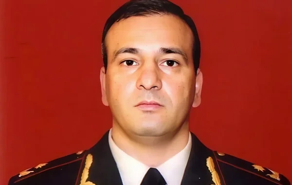 Polad Həşimovun çoxlarının bilmədiyi uşaqlığı - əmisi oğlu ilk dəfə açıqladı - FOTO