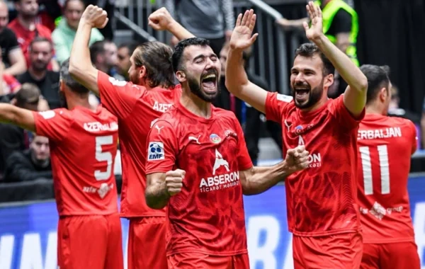 Prezident Azərbaycan Minifutbol Federasiyasına 1 milyon manat ayırdı - SƏRƏNCAM