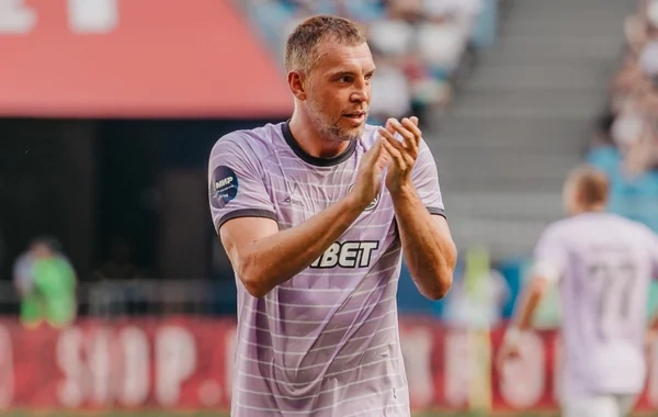 Əfsanəvi futbolçu Artyom Dzyuba karyerasını başa vurdu