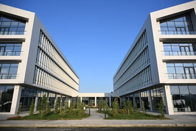 Prezident İlham Əliyev "SABAH.city" innovasiya şəhərciyinin birinci mərhələsinin açılışında iştirak edib