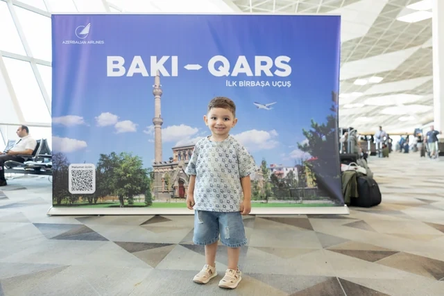Bakıdan Qarsa ilk uçuş həyata keçirildi - FOTO - VİDEO