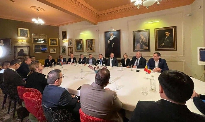 Ümummilli liderin xatirəsi Buxarestdə yad edildi