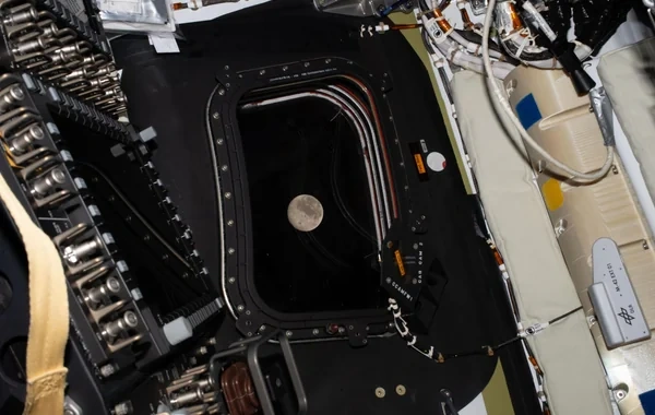 NASA-nın Ay missiyasında rekord: Ekipaj Yer kürəsindən ən uzaq məsafəyə çıxdı