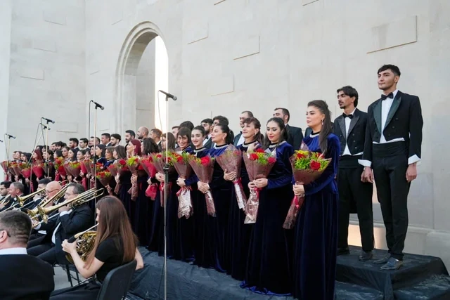 Açıq havada opera tamaşaları və konsertlərin yeni ünvanı - Foto