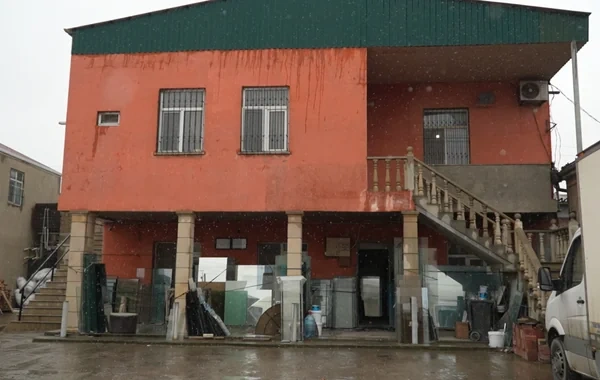 Bakıdakı mebel sexində aşkarlanan pozuntular insanları dəhşətə gətirdi