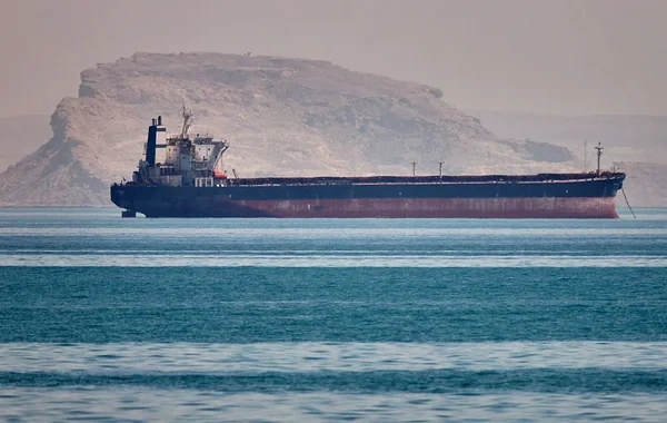 İran və Oman razılaşıblar: Hörmüzdə yeni giriş-çıxış marşrutları yaradılır - DETALLAR