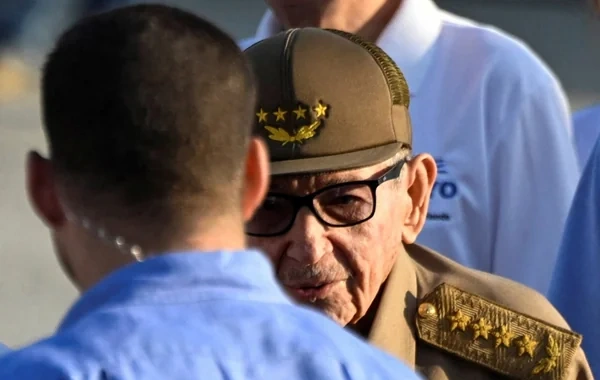 KİV: ABŞ Raul Kastronun ələ keçirilməsi üzrə əməliyyata hazırlaşa bilər