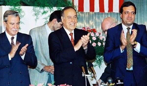 “Əsrin müqaviləsi”nin imzalanmasından 32 il keçir