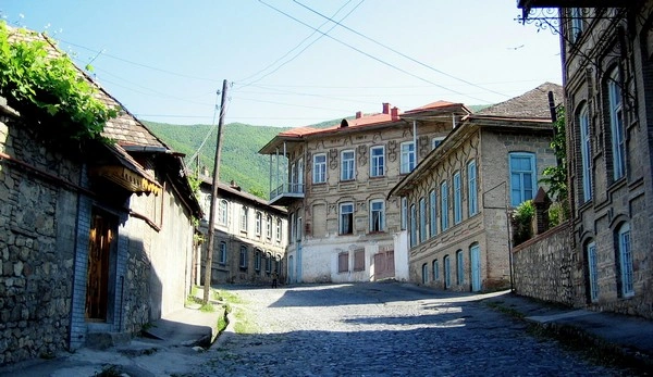Azərbaycanda zəlzələ oldu