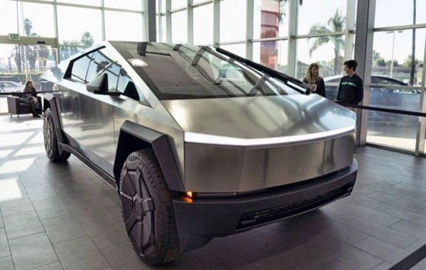 "Tesla"nın avtopilot sistemi yalnız abunəlik əsasında əlçatan olacaq