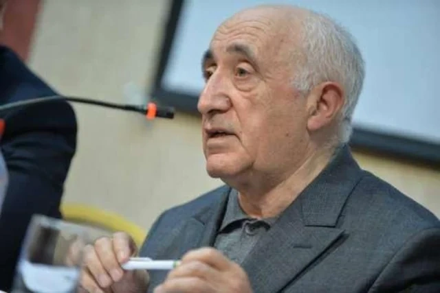 Min ildən bir doğulan dahi şəxsiyyət