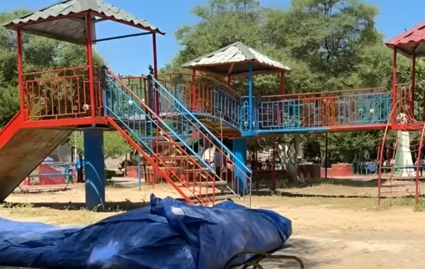 Bakıda uşaq parkı acınacaqlı vəziyyətdə: Sakinlər narazıdırlar - VİDEO