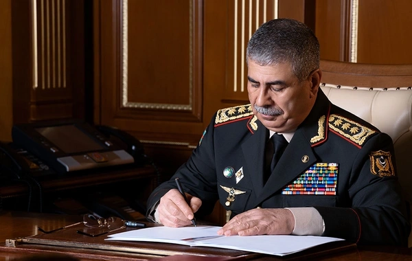 Azərbaycanın müdafiə naziri Liviya tərəfinə başsağlığı verib