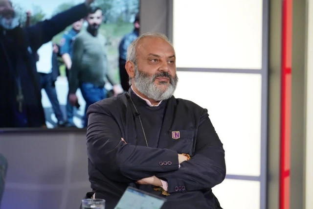 Arxiyepiskop Baqrat: "Sərhədimizi keçmək asanlaşıb, onu sərxoş çoban da keçə bilər" - Foto