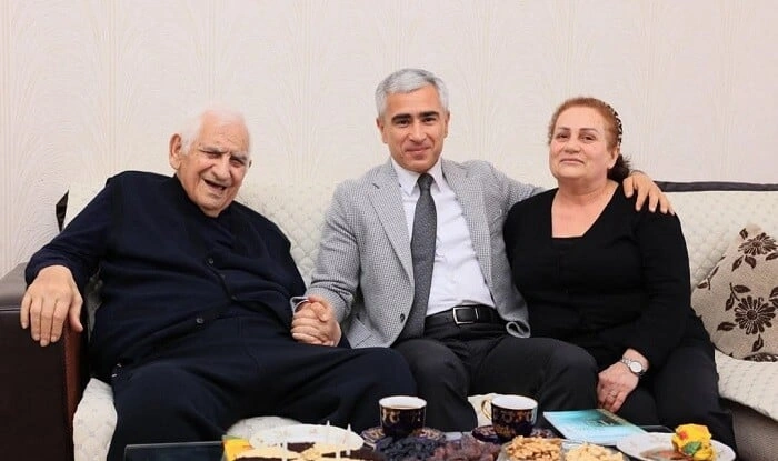 Xalq şairi: İlk təbriki ondan aldım, qəribsəmişdim... - Foto